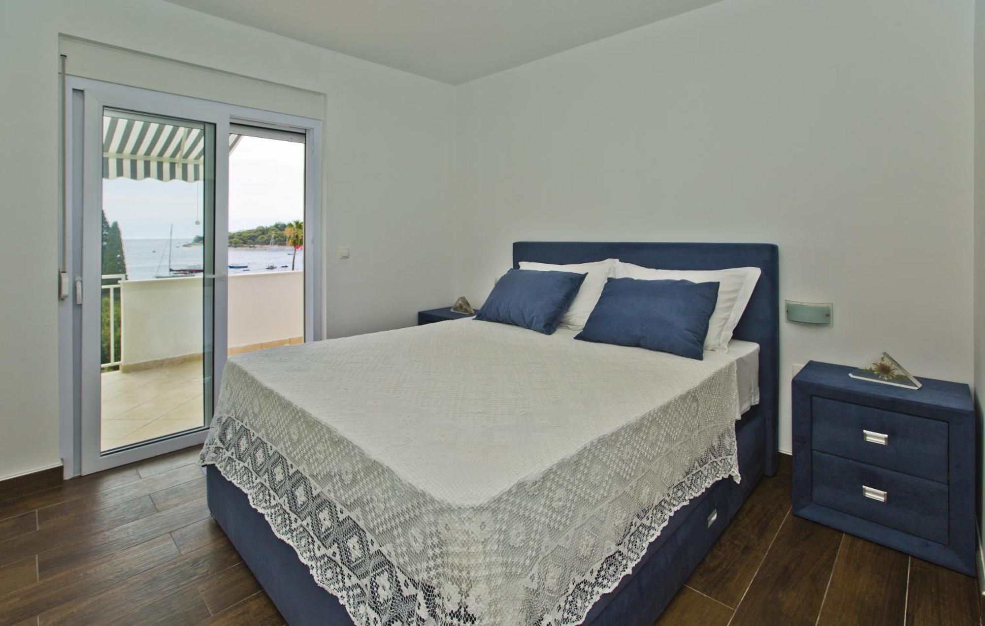 Apartments Grgo Хвар Экстерьер фото